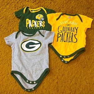 Green Bay Packers onesie Lot